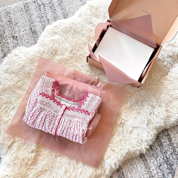 💋SOLD💋 ♥️🌹DÔEN ‘Emmeline’ Organic Cotton Voile Cascading Lace-Trim Nightgown - Picture 16 of 16